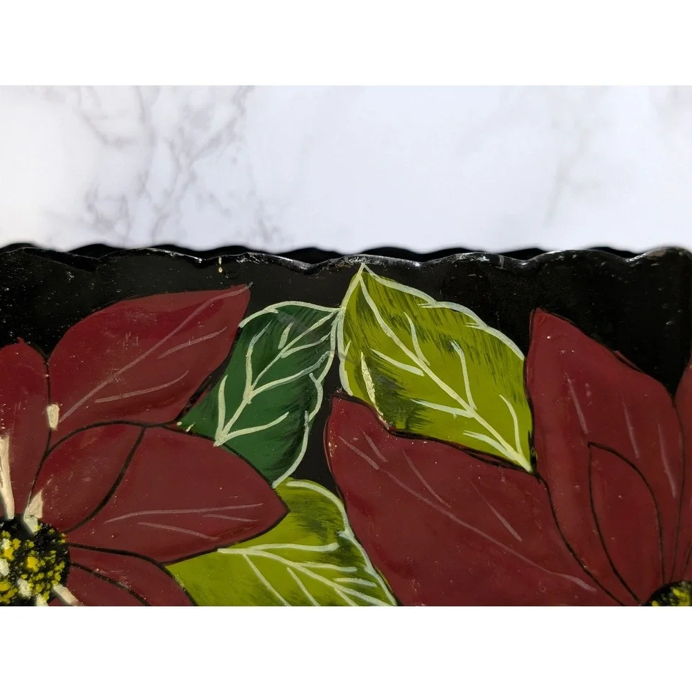Vintage 1993 Hosley Sculptures Poinsettia Metal Tin Planter Scalloped Oval